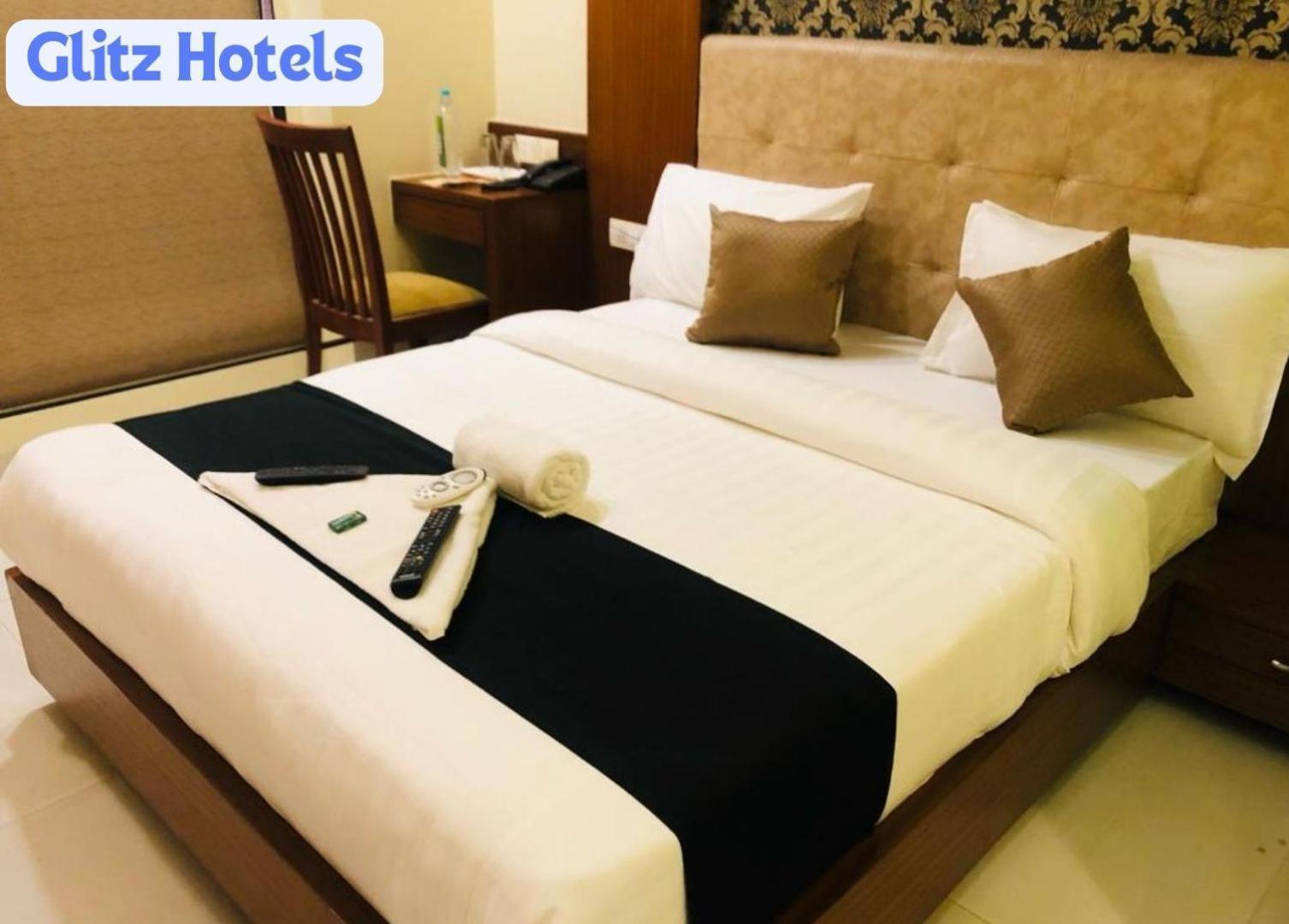 Glitz Hotels 7Even Hills- Nr International Airport Mumbai T2 Exterior photo